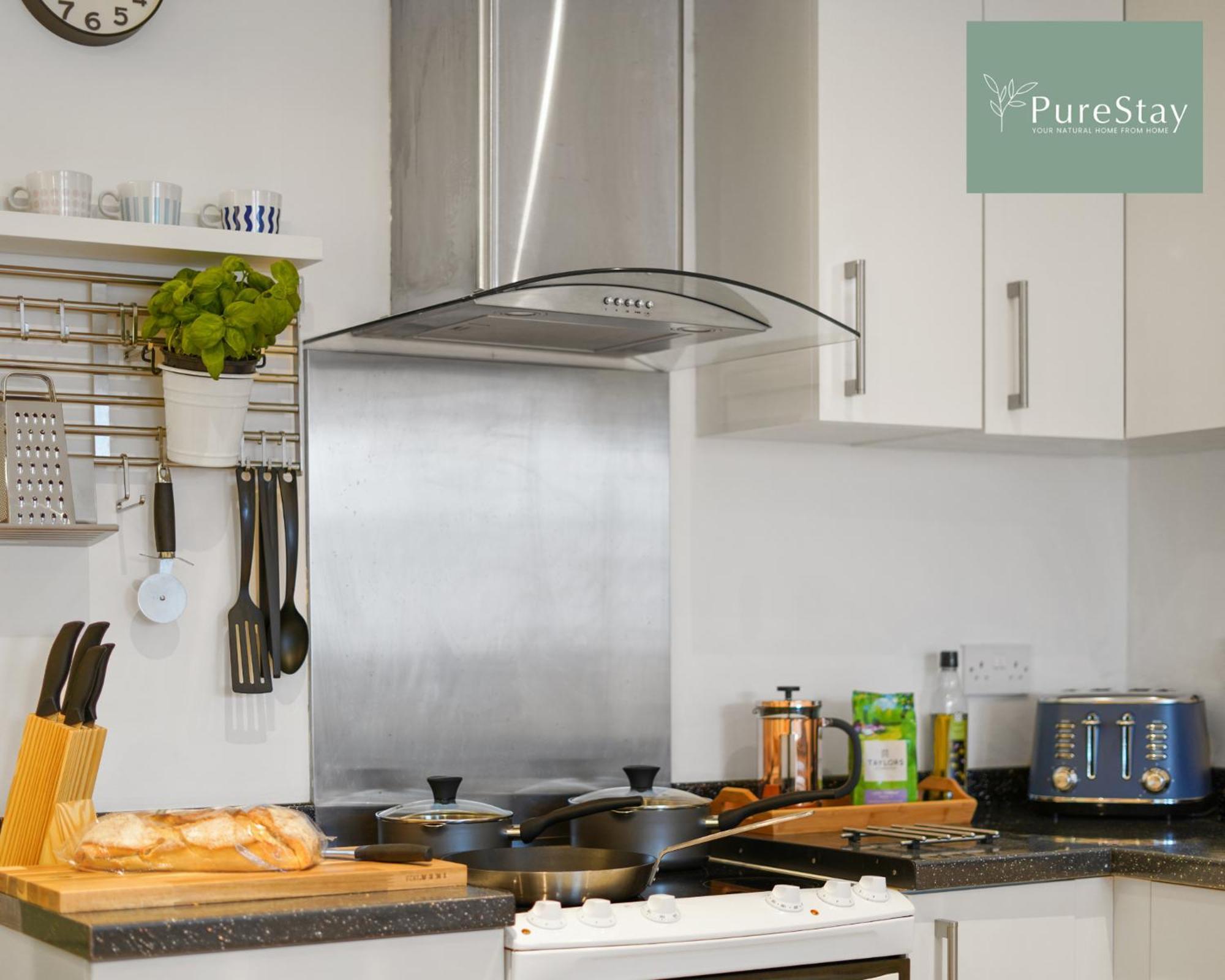 Stunning Two Bed Leamington Apartment With Free Wifi By Purestay Short Lets & Serviced Accommodation Exteriér fotografie